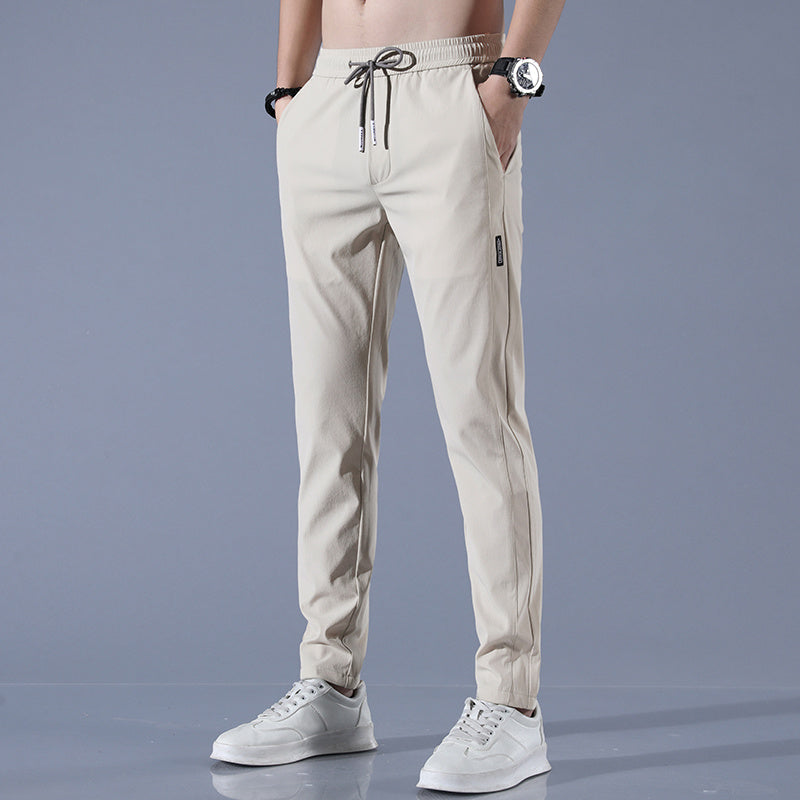 FLEXIFIT™ – ELASTISCHE HOSE FÜR KOMFORT UND STIL