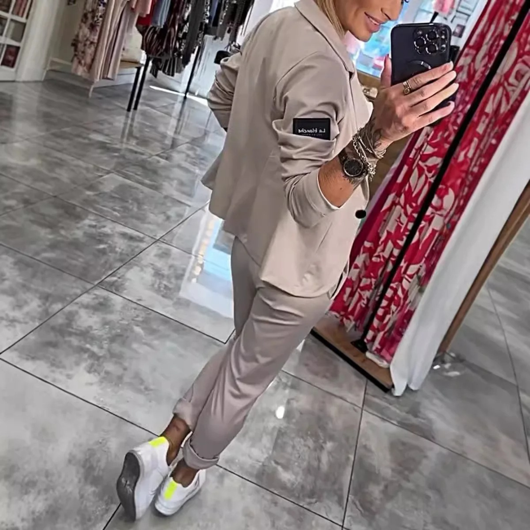 ÉLITE™ – ELEGANTER BLAZER & HOSE SET