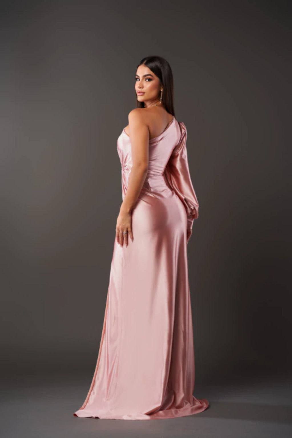 KYARA™ - ELEGANTES UND RAFFINIERTES KLEID