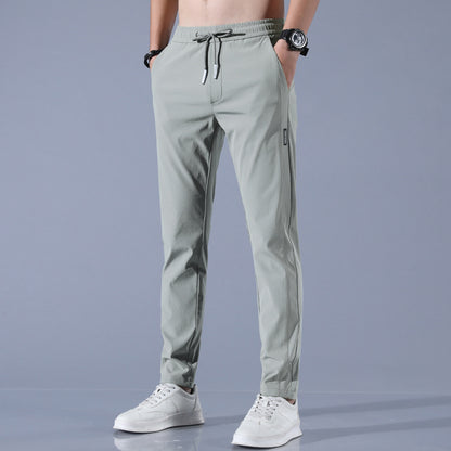 FLEXIFIT™ – ELASTISCHE HOSE FÜR KOMFORT UND STIL