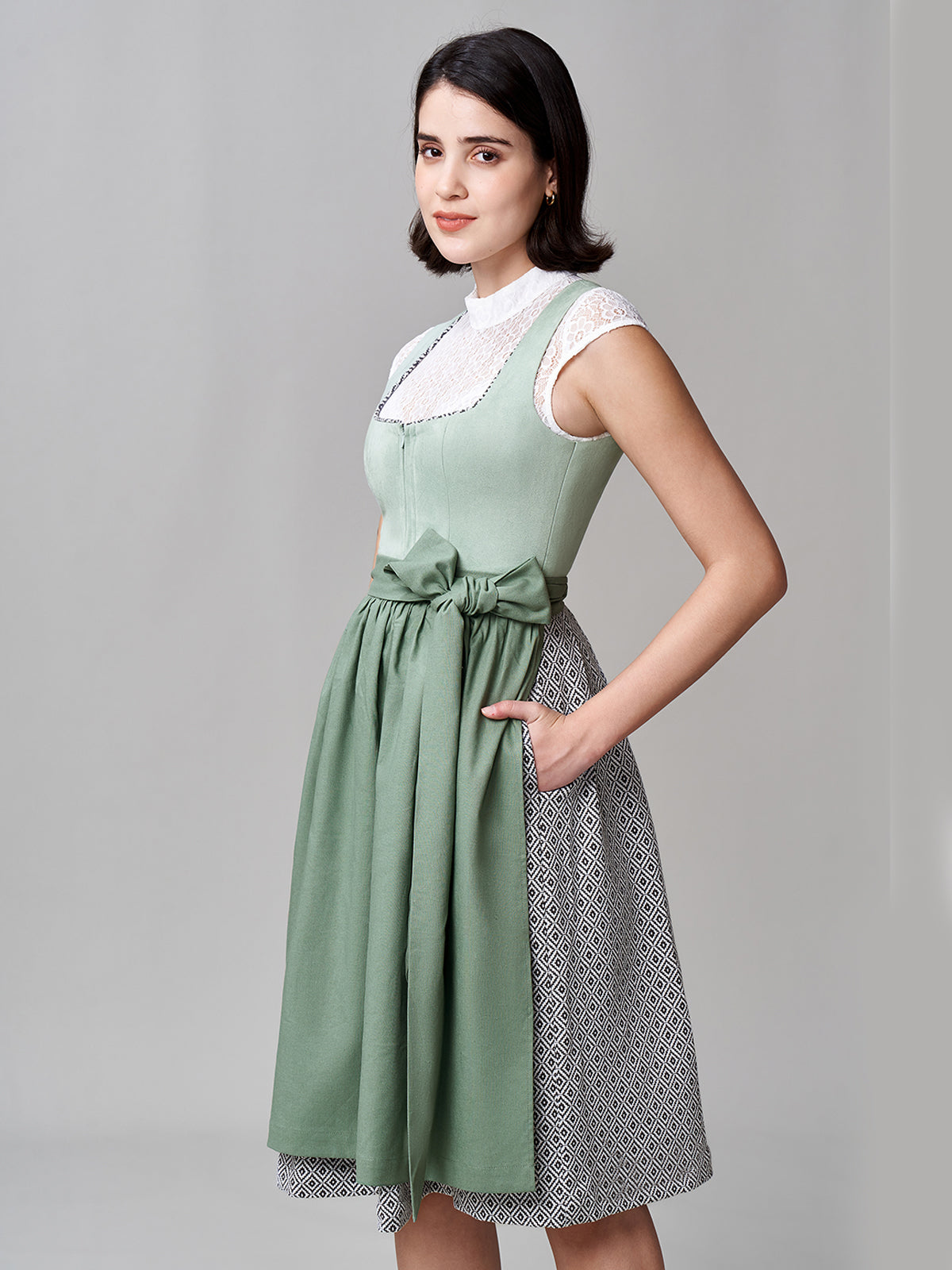 DIRNDL™ - QUNIE