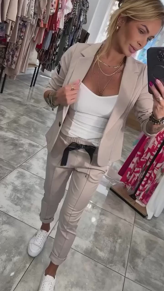 ÉLITE™ – ELEGANTER BLAZER & HOSE SET